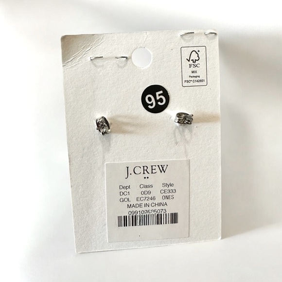 J.Crew Gold Floral Pearl Stud Earrings – Hypoallergenic Posts – NWT - Picture 4 of 4